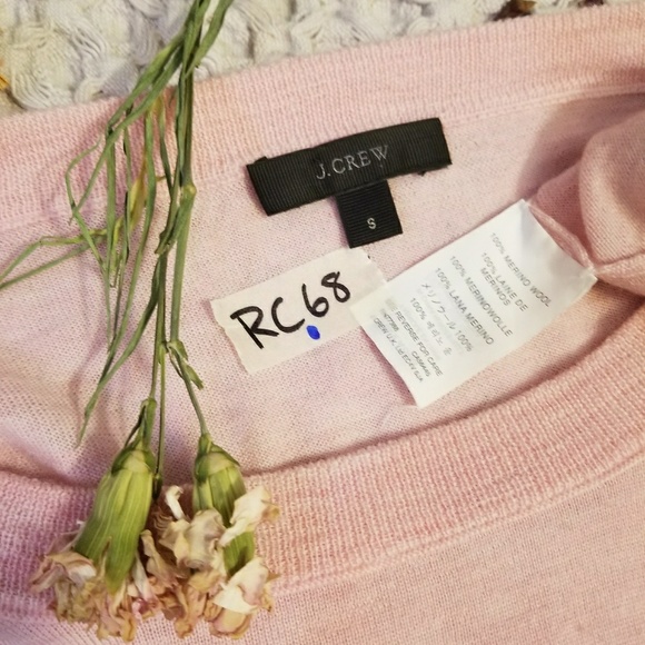 🌻🌺🌻J. CREW 100% MERINO WOOL SWEATER!! - Picture 4 of 5